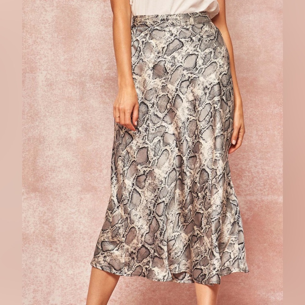 Snakeskin print silky midi skirt
